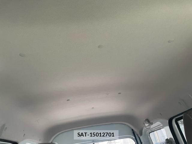 Suzuki EVERY 2022-03 8335784-17