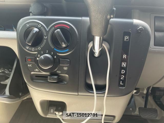 Suzuki EVERY 2022-03 8335784-21