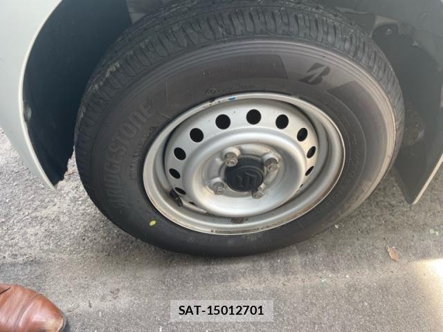Suzuki EVERY 2022-03 8335784-5