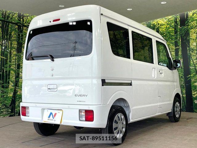 Suzuki EVERY 2026-06 8335774-16