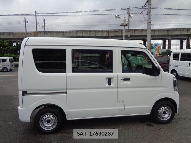 Suzuki EVERY 2026-06 8335781-7