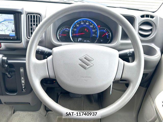 Suzuki EVERY 2019-03 8335780-9