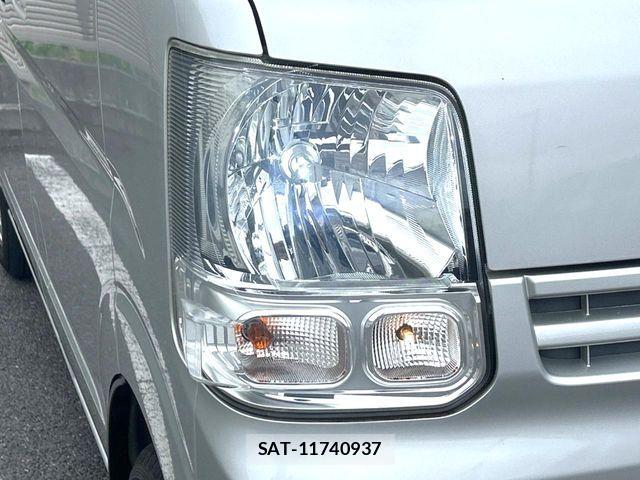 Suzuki EVERY 2019-03 8335780-10
