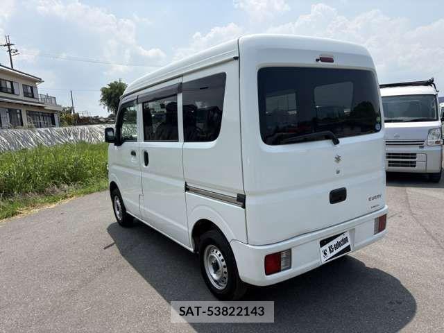 Suzuki EVERY 2019-07 8335785-6