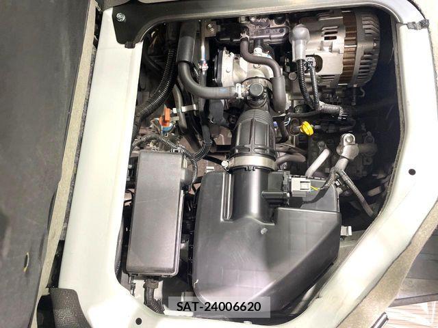 Suzuki EVERY 2025-02 8335783-17