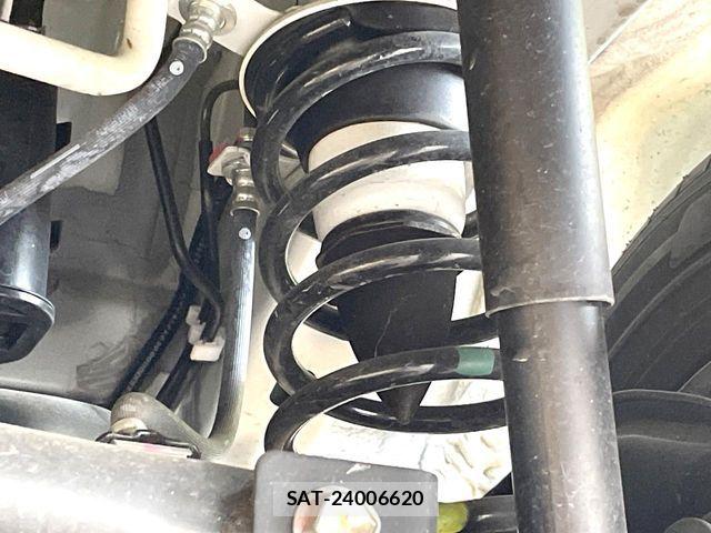 Suzuki EVERY 2025-02 8335783-19
