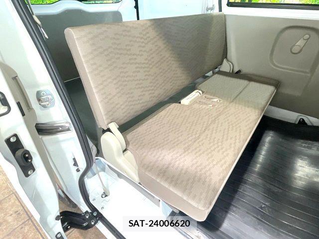 Suzuki EVERY 2025-02 8335783-8