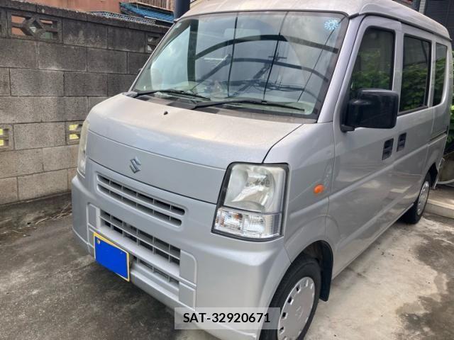 Suzuki EVERY 2011-08 8354422-0