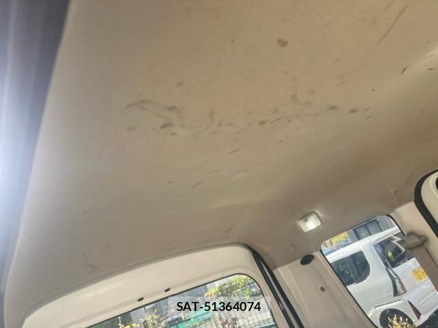 Suzuki EVERY 2010-11 8354424-13