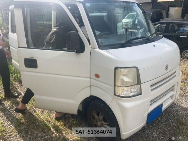 Suzuki EVERY 2010-11 8354424-2