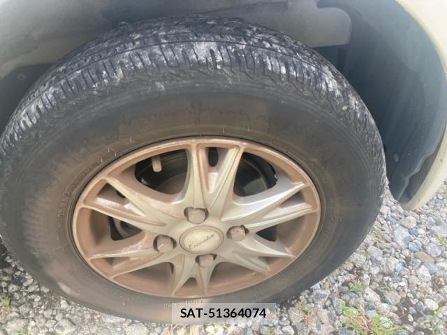 Suzuki EVERY 2010-11 8354424-8