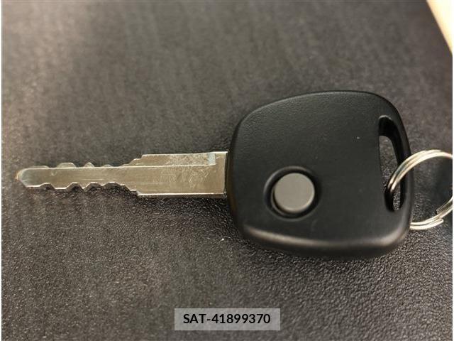 Suzuki EVERY 2026-06 8354410-14