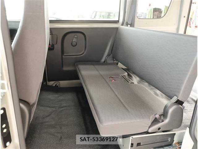 Suzuki EVERY 2026-06 8354408-13