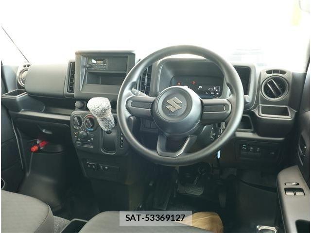 Suzuki EVERY 2026-06 8354408-1
