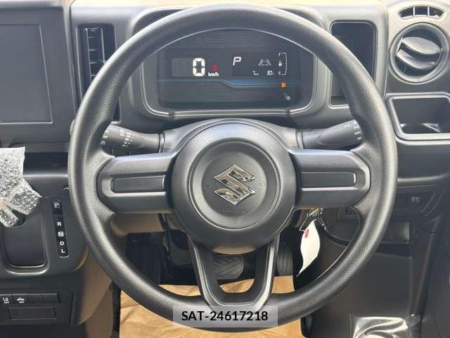 Suzuki EVERY 2026-06 8354407-11