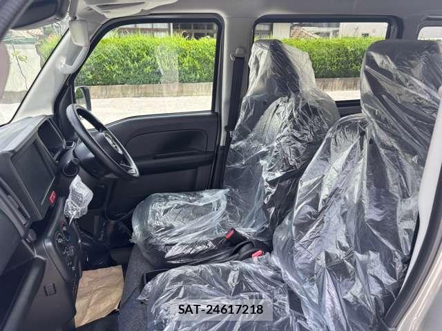 Suzuki EVERY 2026-06 8354407-19