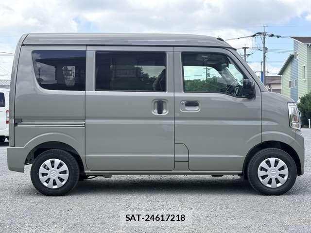 Suzuki EVERY 2026-06 8354407-3