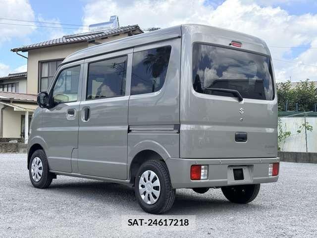 Suzuki EVERY 2026-06 8354407-6