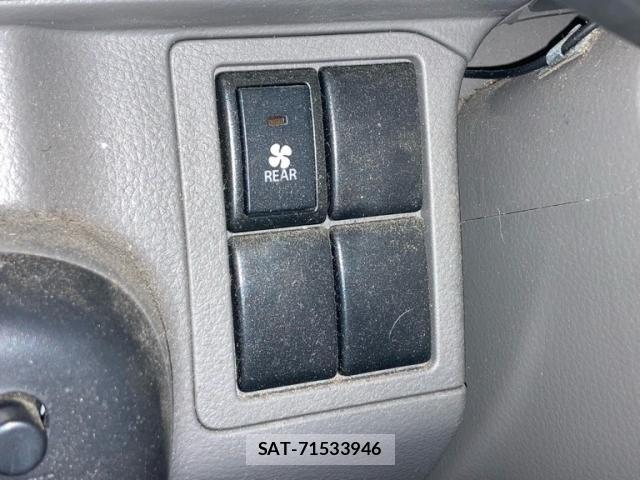 Suzuki EVERY 2021-02 8354419-23