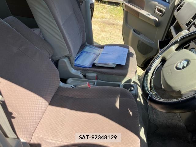 Suzuki EVERY 2012-03 8354423-8