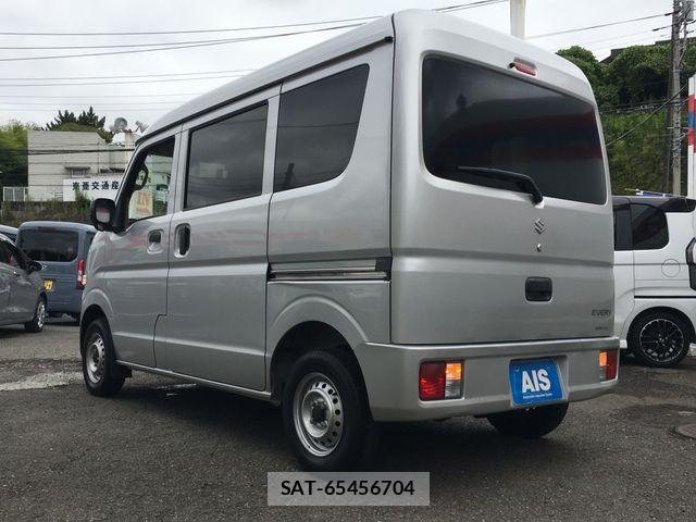 Suzuki EVERY 2021-04 8354418-8