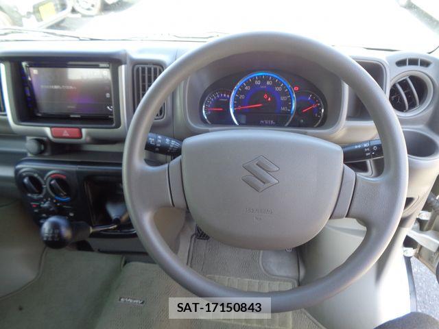 Suzuki EVERY 2019-09 8354421-19
