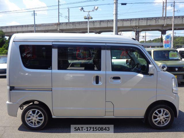 Suzuki EVERY 2019-09 8354421-8