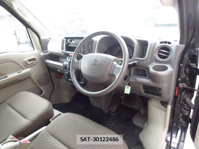 Suzuki EVERY 2016-03 8365833-1
