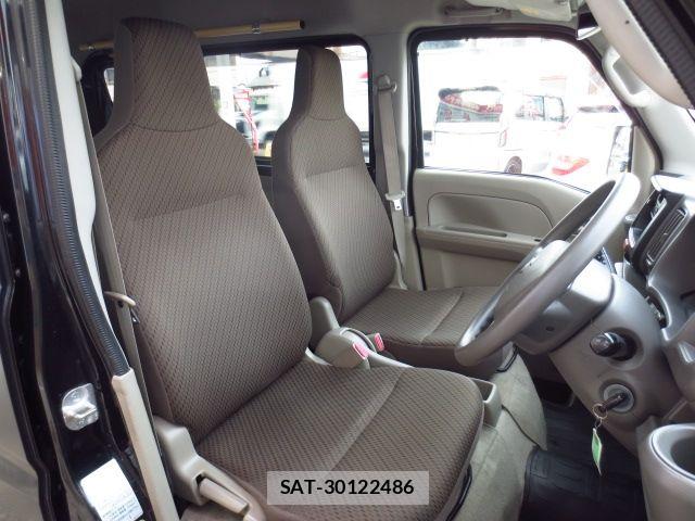 Suzuki EVERY 2016-03 8365833-4
