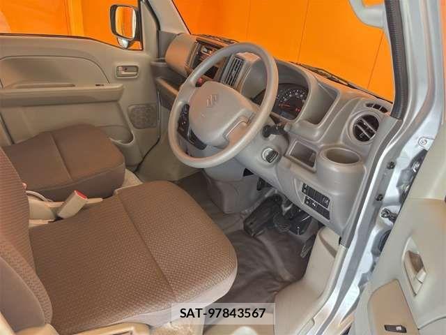 Suzuki EVERY 2025-06 8365818-13