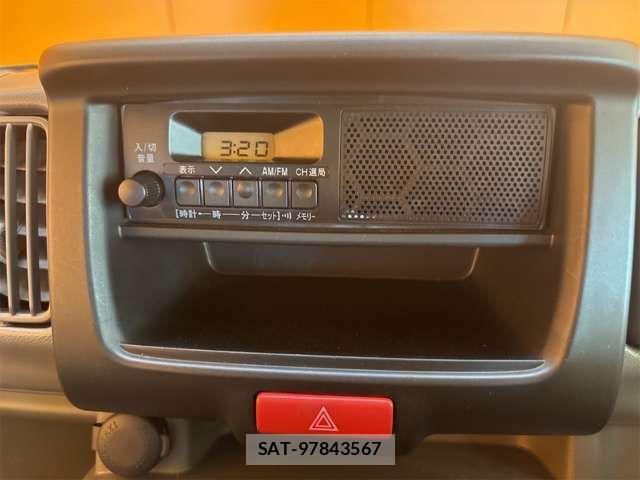 Suzuki EVERY 2025-06 8365818-4