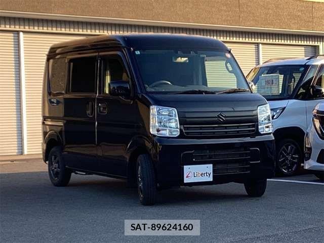 Suzuki EVERY 2023-02 8365819-12