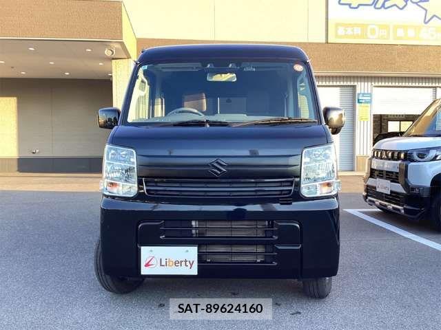 Suzuki EVERY 2023-02 8365819-7