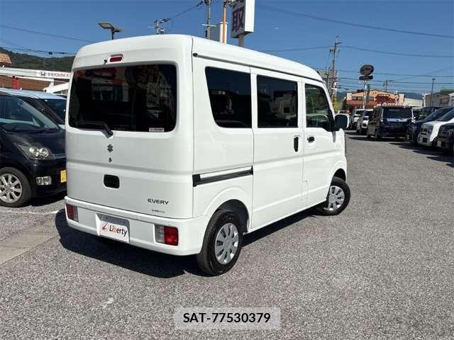 Suzuki EVERY 2025-06 8365813-10