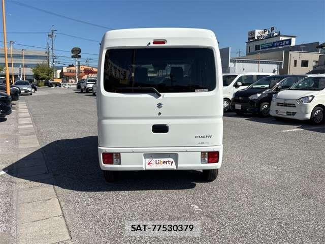 Suzuki EVERY 2025-06 8365813-11