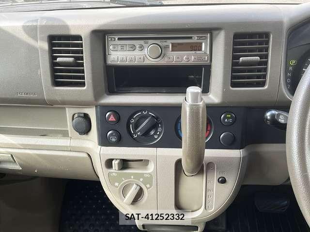Suzuki EVERY 2014-12 8365832-5