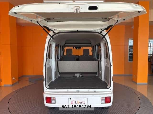 Suzuki EVERY 2024-10 8365815-11