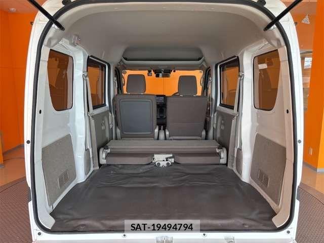 Suzuki EVERY 2024-10 8365815-13