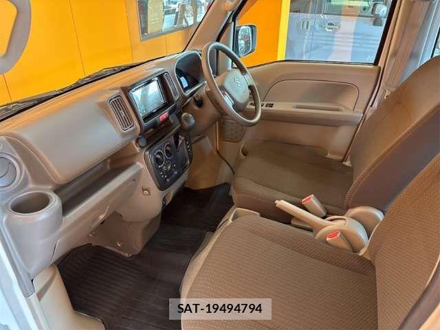 Suzuki EVERY 2024-10 8365815-16