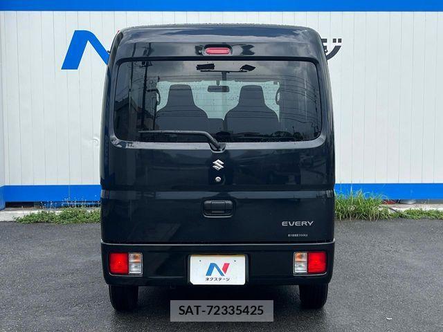 Suzuki EVERY 2022-11 8365814-13