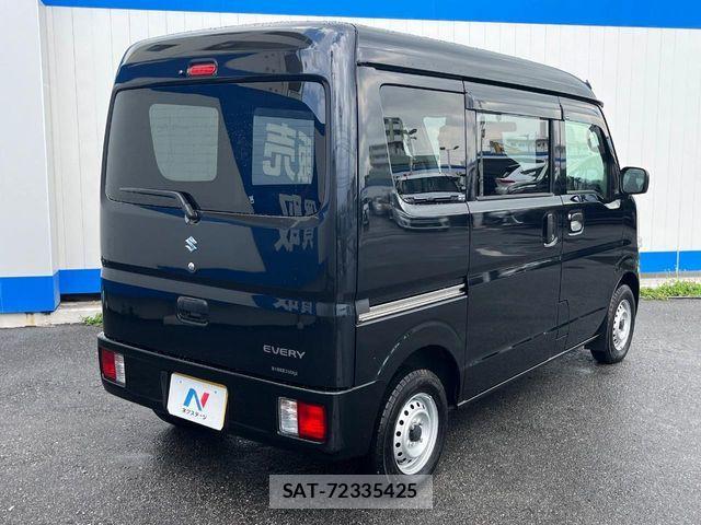 Suzuki EVERY 2022-11 8365814-15