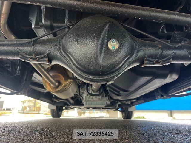 Suzuki EVERY 2022-11 8365814-18
