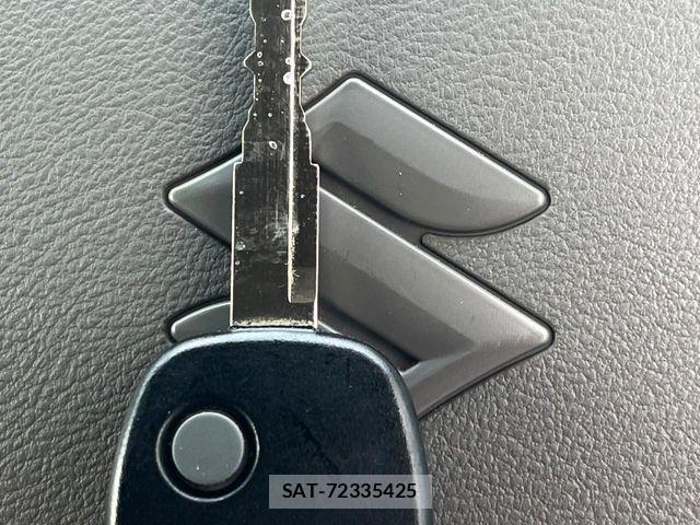 Suzuki EVERY 2022-11 8365814-4