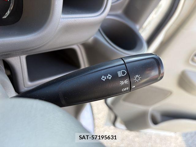 Suzuki EVERY 2018-12 8365826-11