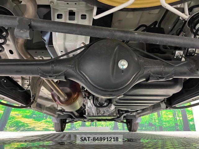 Suzuki EVERY 2025-02 8365816-18