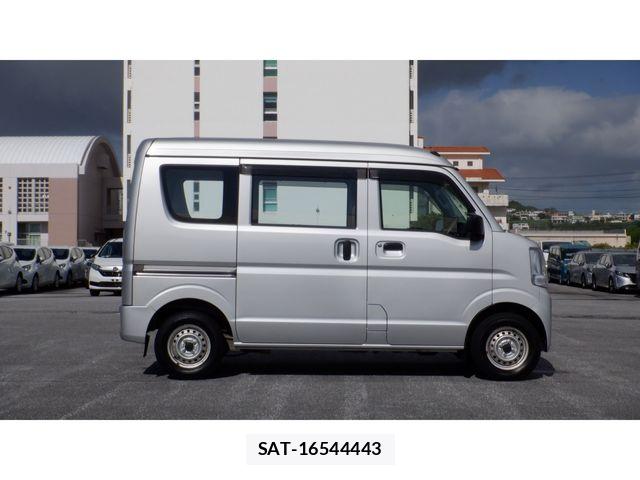 Suzuki EVERY 2021-06 8365825-6