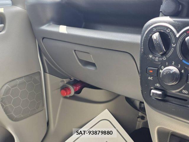 Suzuki EVERY 2023-06 8365817-21