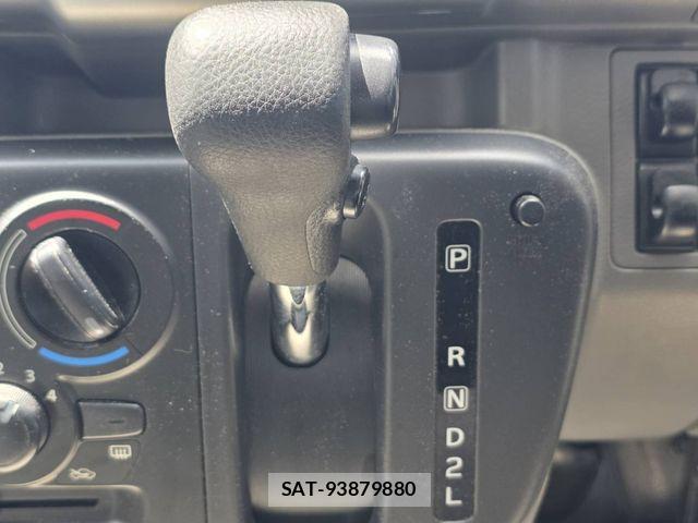 Suzuki EVERY 2023-06 8365817-22