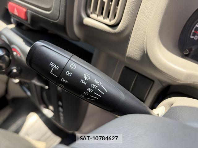 Suzuki EVERY 2020-01 8365828-13