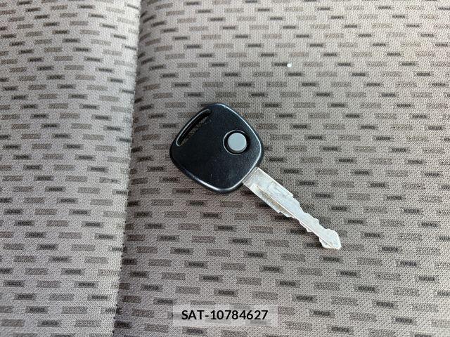 Suzuki EVERY 2020-01 8365828-27